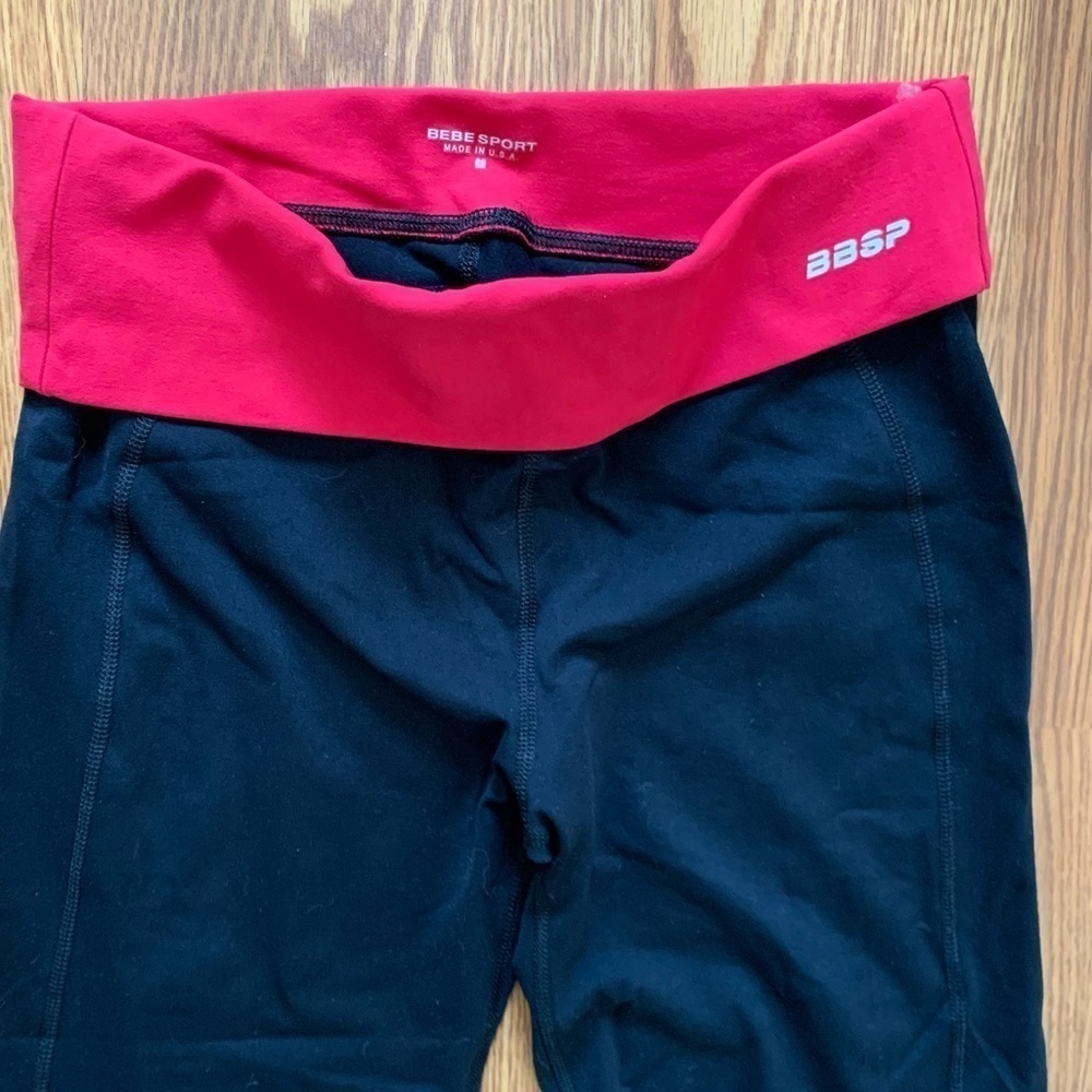 BEBE SPORT Fold Over Capris M
